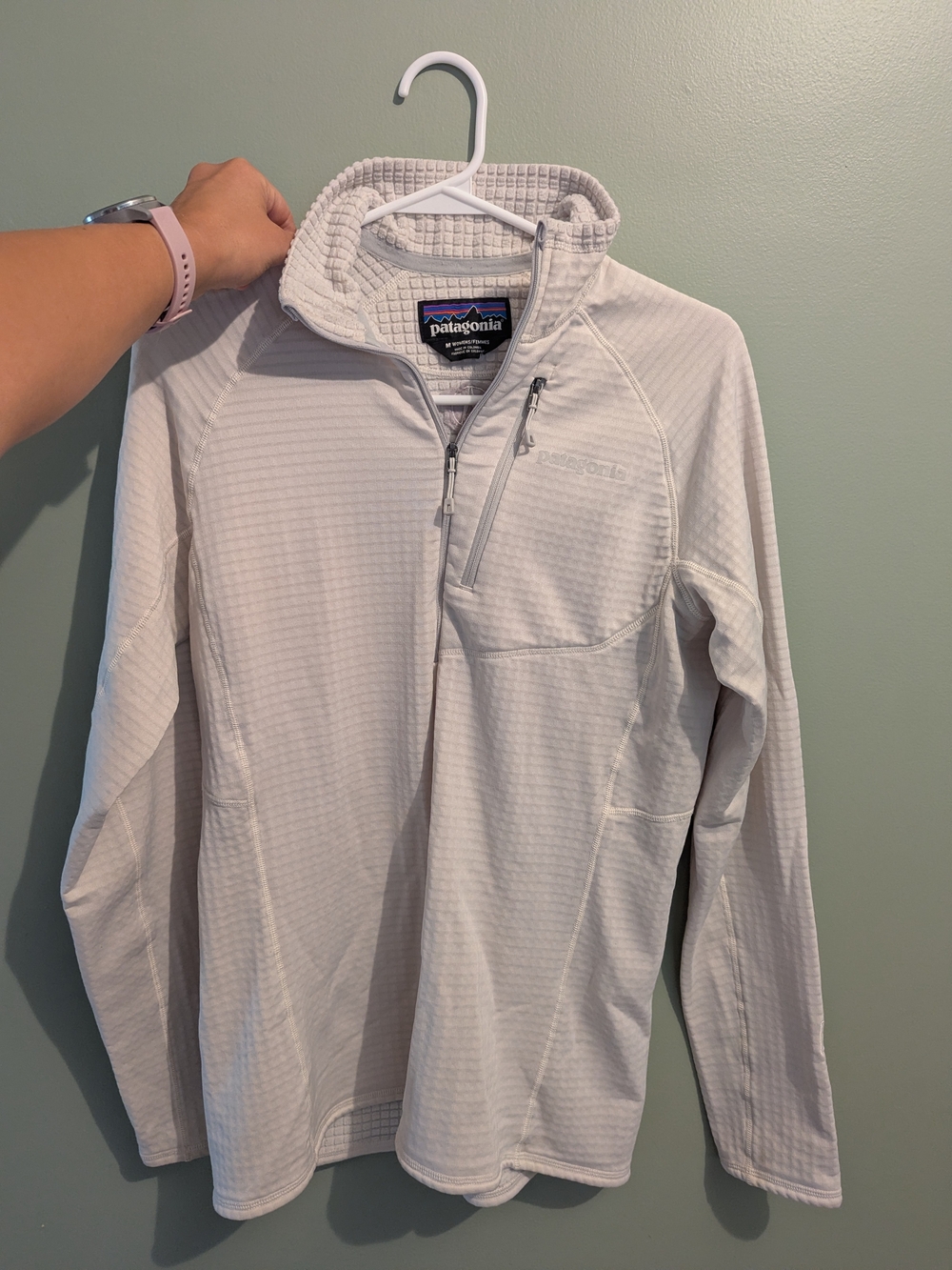 Patagonia Women’s White Quarter-Zip R1 Fleece